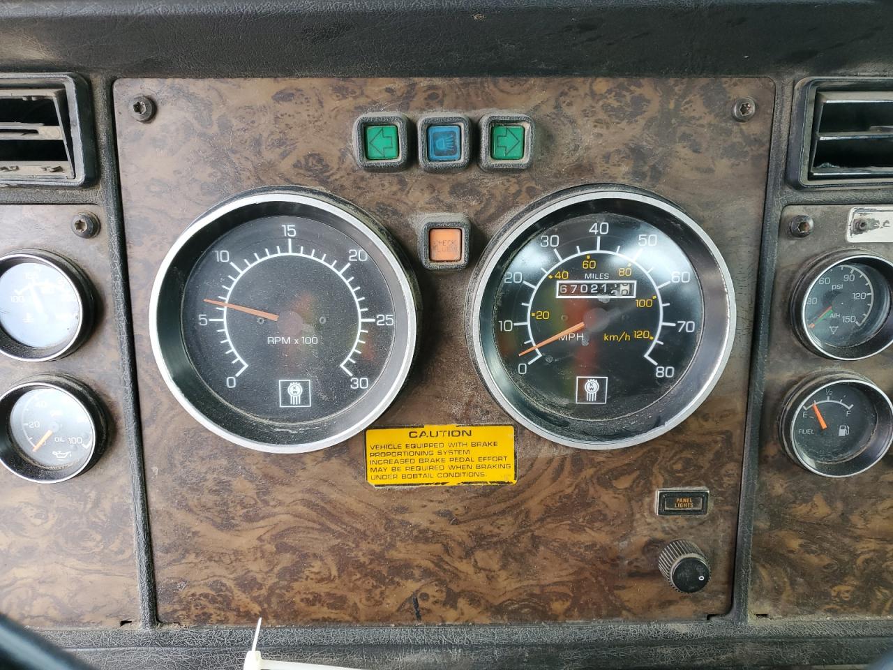1994 KENWORTH All models VIN 1XKBD99XXRS632043 photo 8