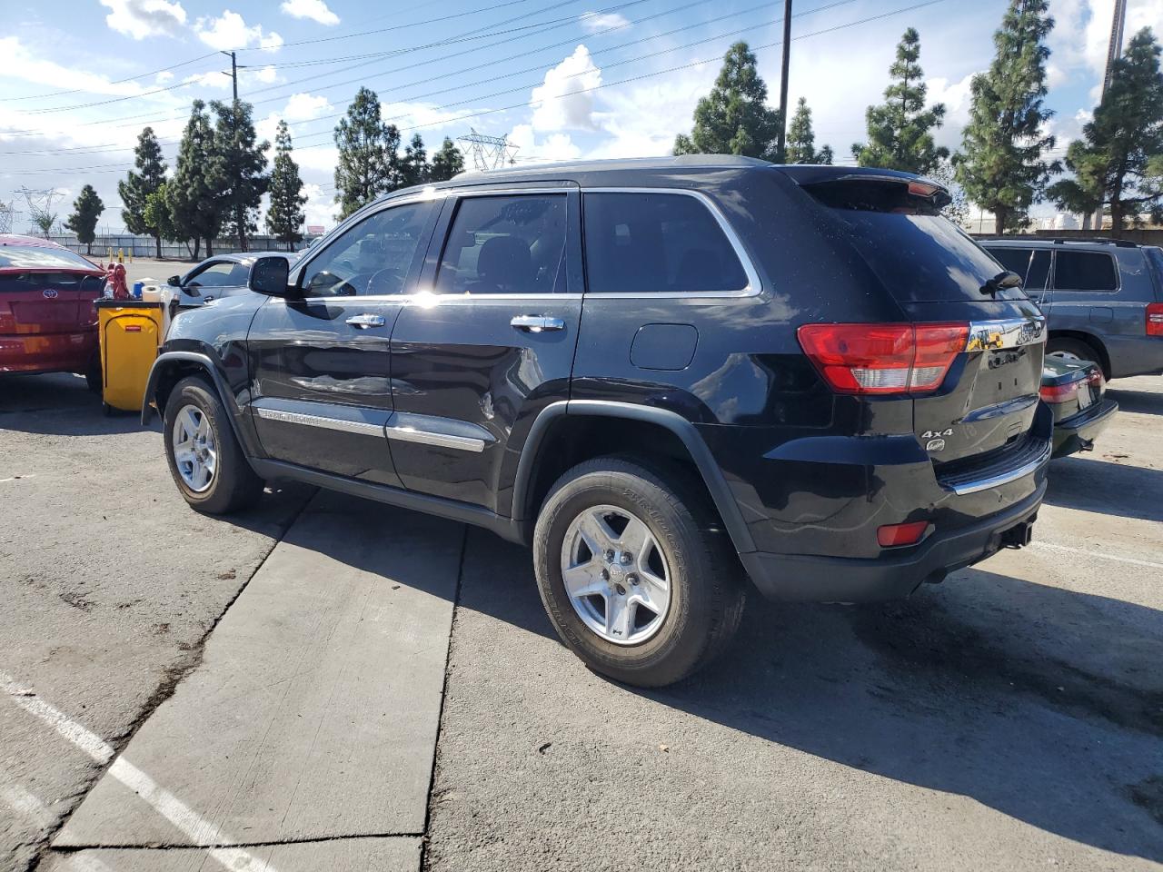 2012 Jeep Grand cher VIN 1C4RJFCT3CC352702 photo 2