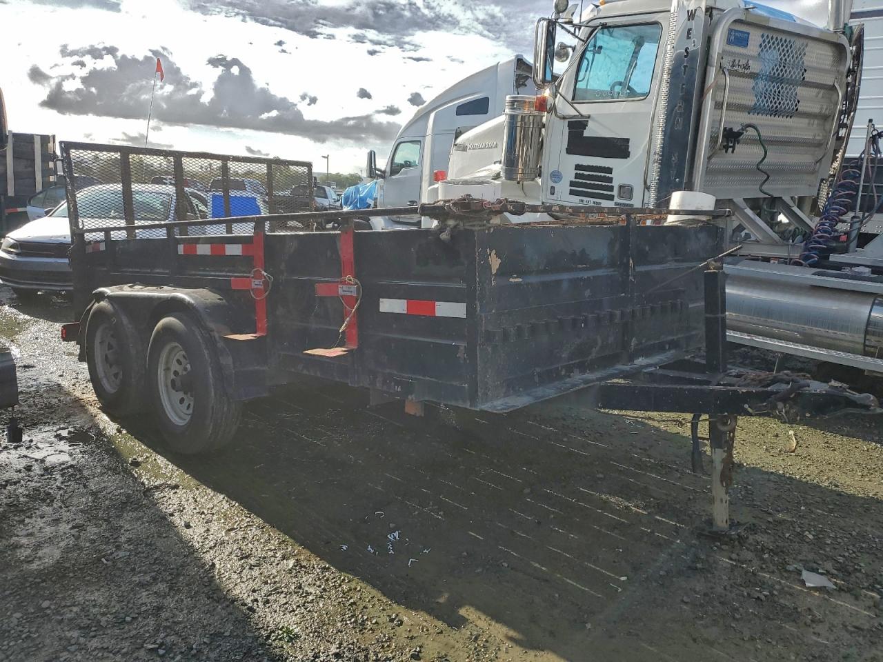 2004 UTILITY All models VIN 4A6UC122541214639 photo 1