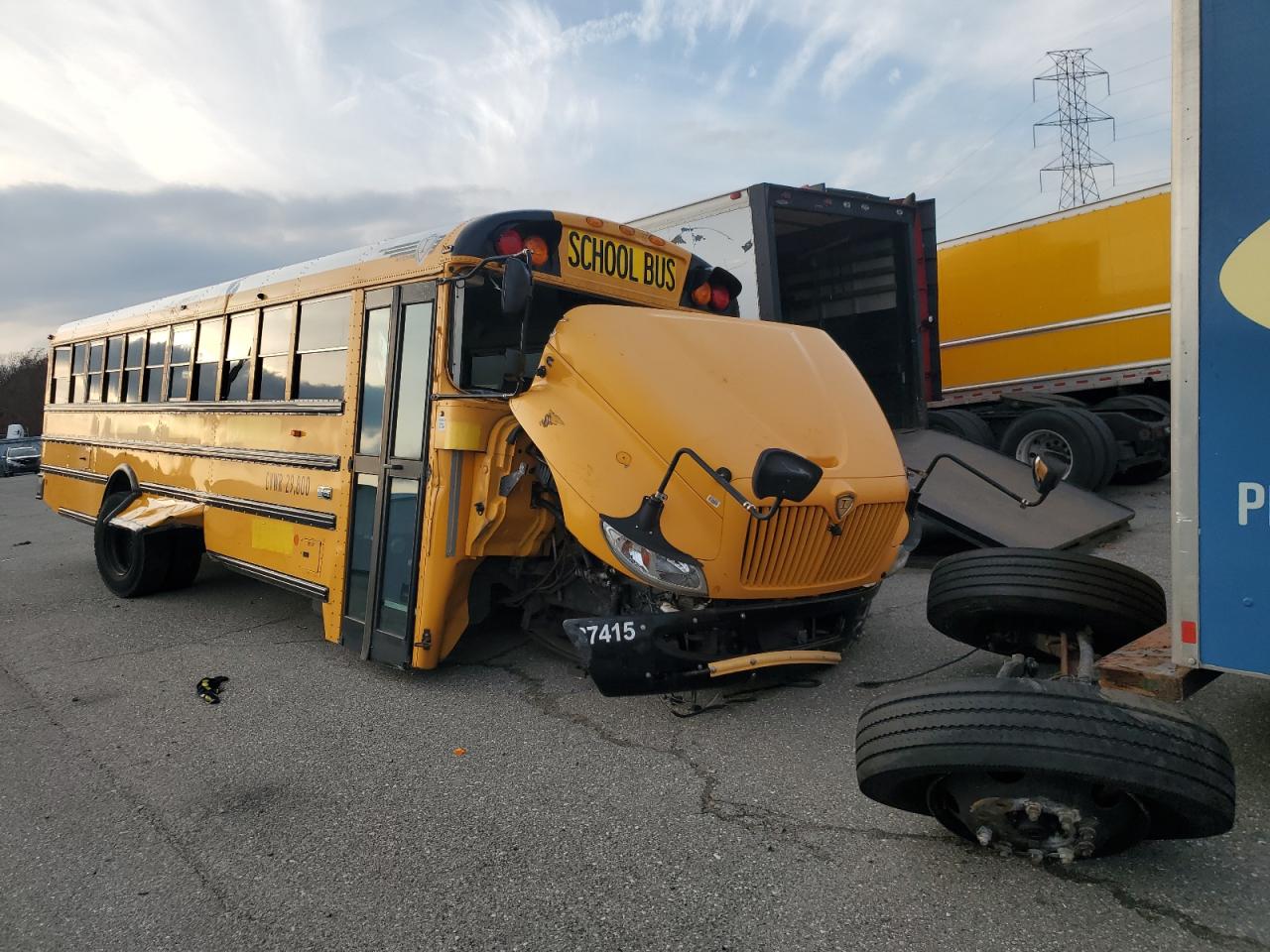 2019 IC Ce series VIN 4DRBUC8P5KB046443 photo 1