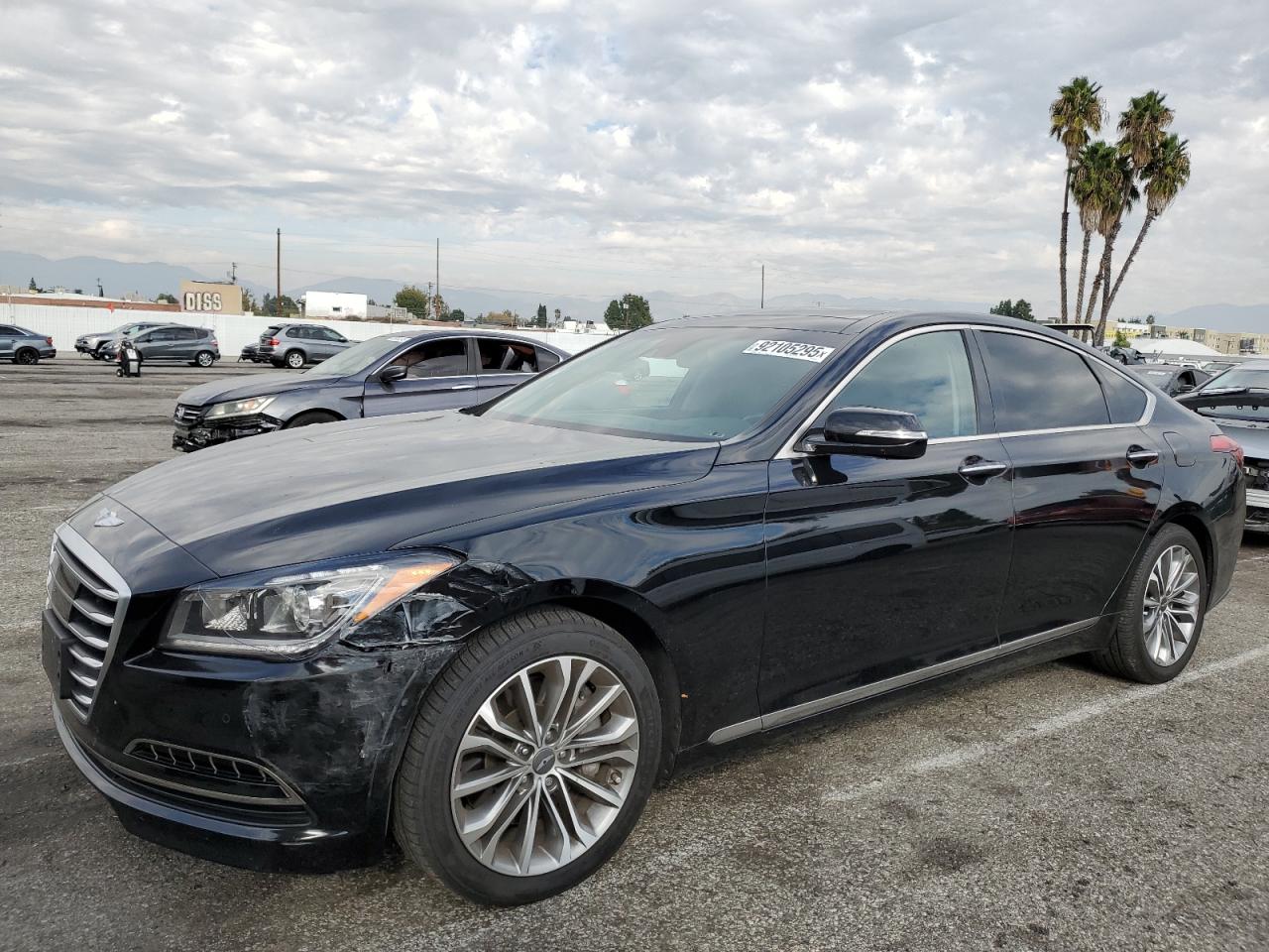 2015 Hyundai Genesis VIN KMHGN4JE1FU025715 photo 1