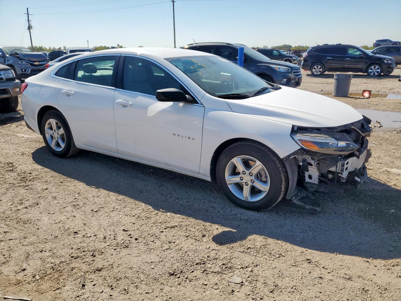 2019 Chev Malibu VIN 1G1ZC5ST2KF186264 photo 4