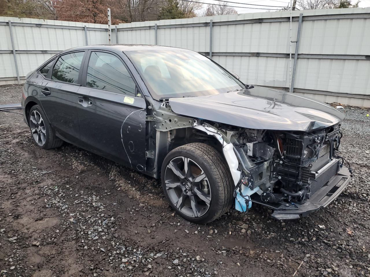 2025 Honda Civic VIN 2HGFE4F86SH303400 photo 4