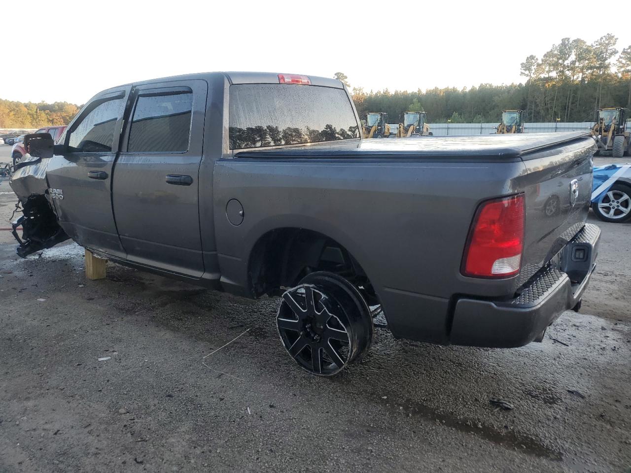 2016 Ram 1500 VIN 1C6RR6GTXGS277521 photo 2
