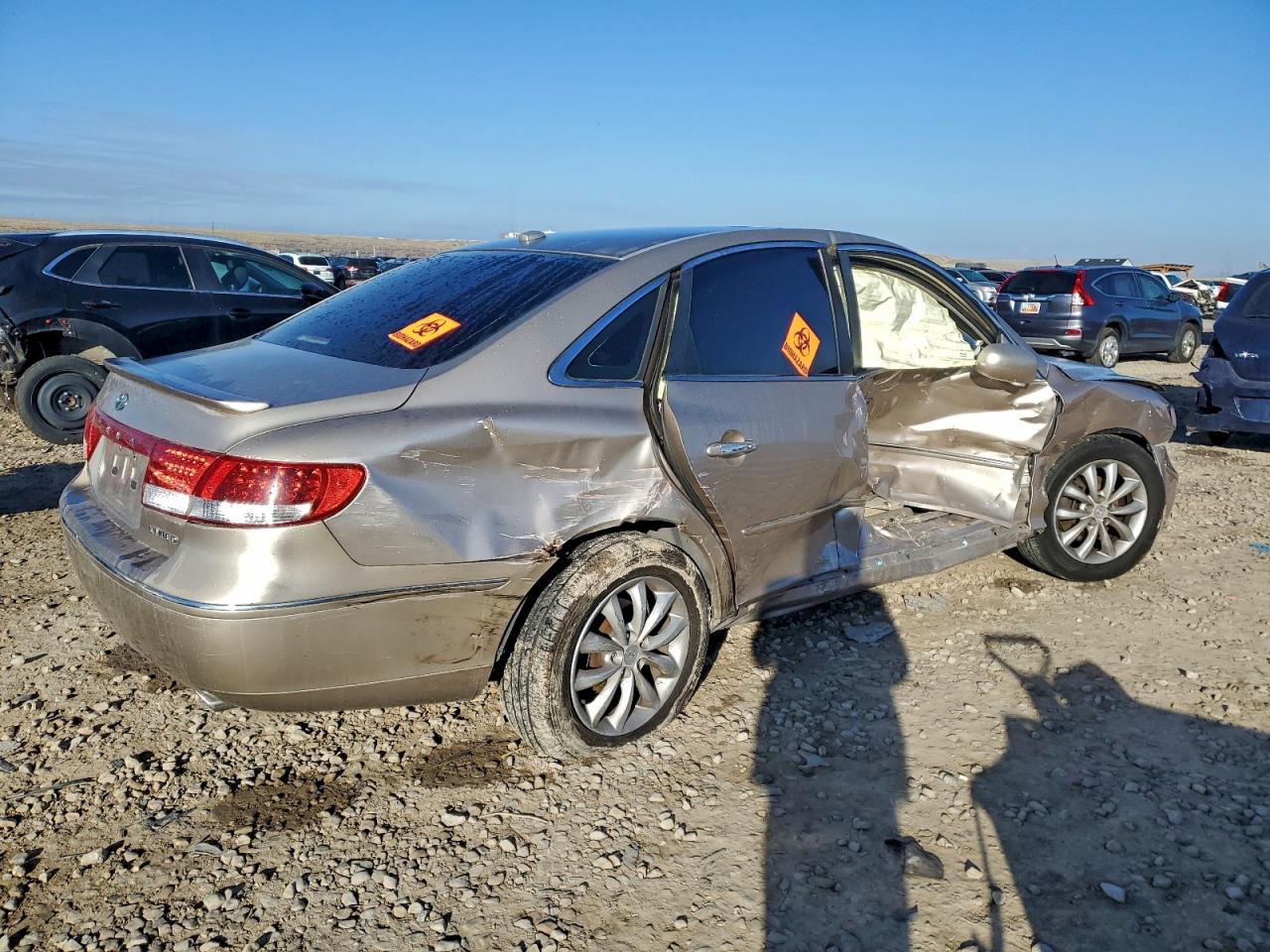 2008 Hyun Azera VIN KMHFC46F48A289647 photo 3