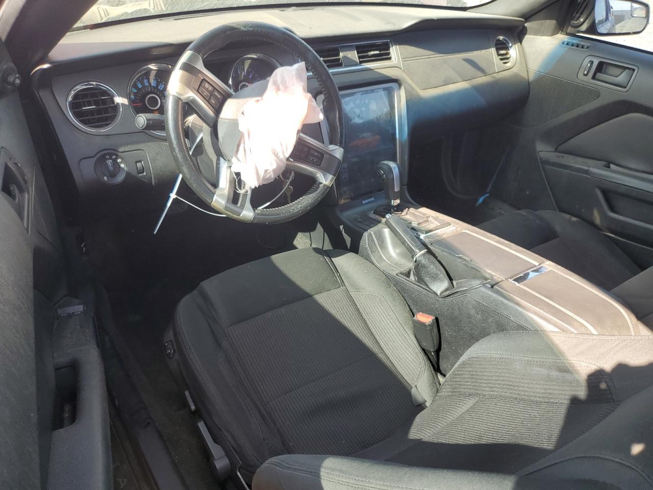 2014 Ford All models VIN 1ZVBP8AM2E5332260 photo 8