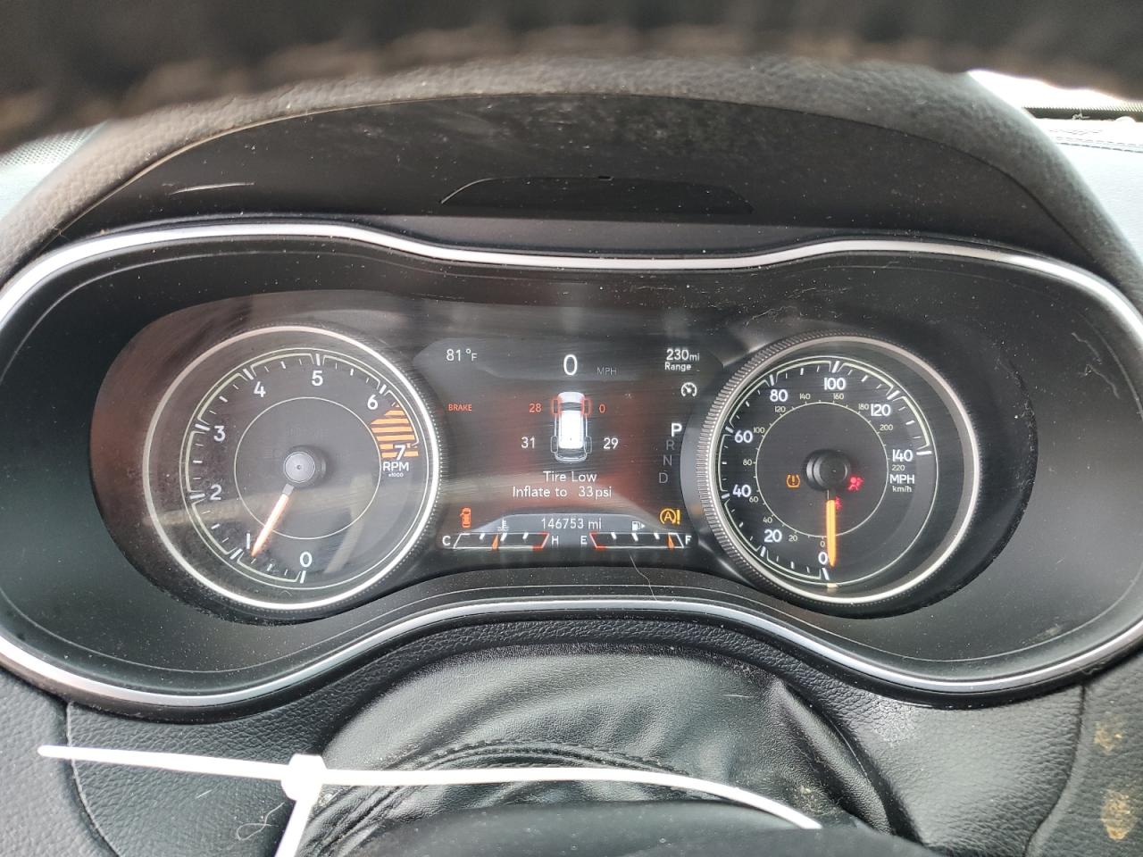 2019 Jeep Grand cher VIN 1C4PJLDB4KD302444 photo 9