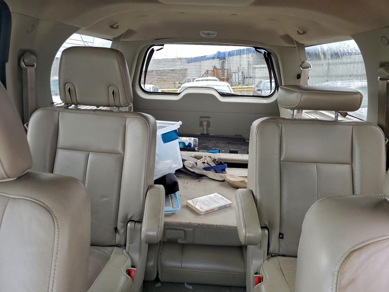 2010 Ford Expedition VIN 1FMJK1K54AEA43592 photo 10