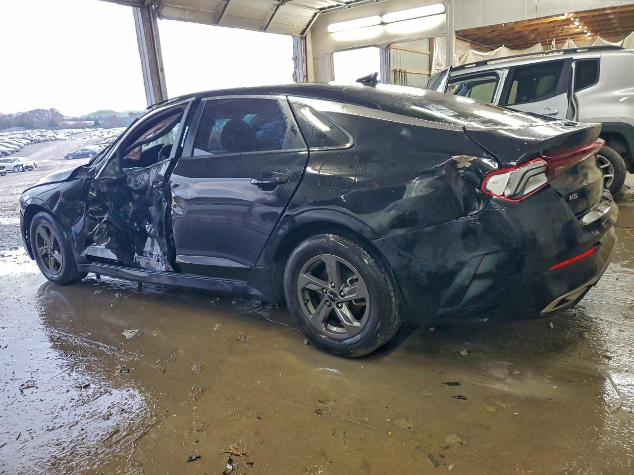 2023 Kia K5 VIN 5XXG14J2XPG179658 photo 2