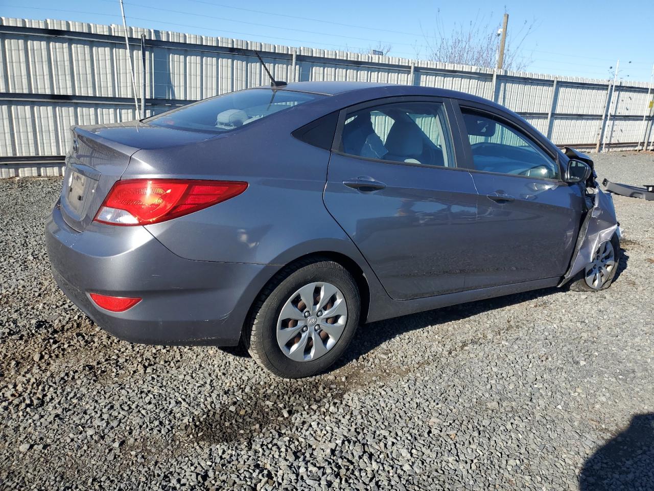 2017 Hyundai Accent VIN KMHCT4AE3HU310441 photo 3