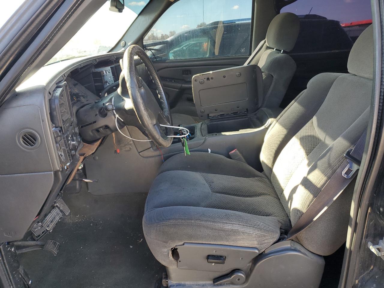 2005 Chevrolet All models VIN 1GCHC23215F950472 photo 7