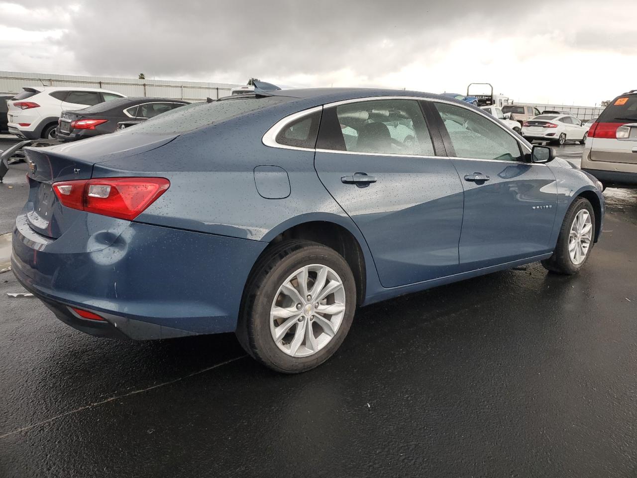 2024 Chevrolet Malibu VIN 1G1ZD5ST7RF138668 photo 3