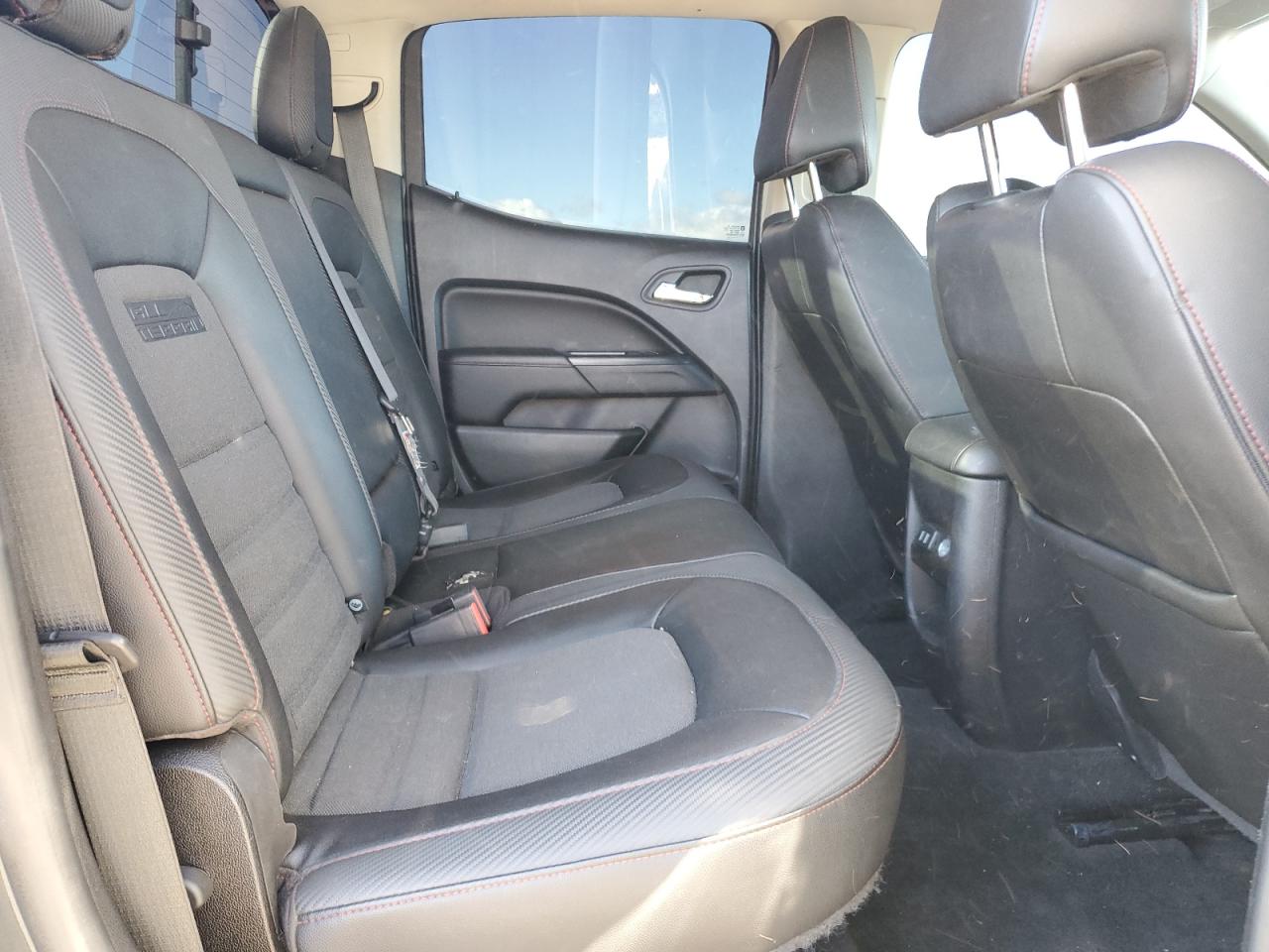 2018 GMC Canyon VIN 1GTG6CEN4J1201608 photo 10