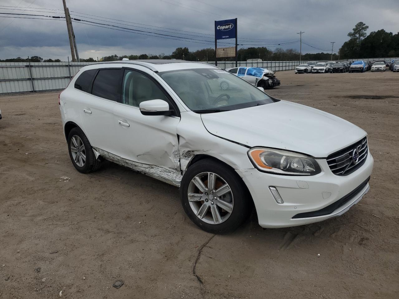 2016 Volvo Xc60 VIN YV449MDM6G2781565 photo 4