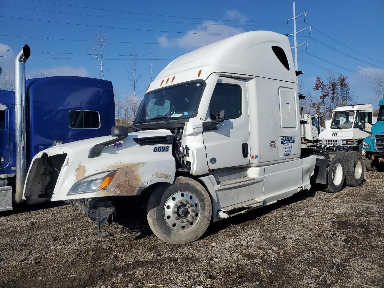 2022 FREIGHTLINER All other VIN 3AKJHHDR2NSNJ5430 photo 2