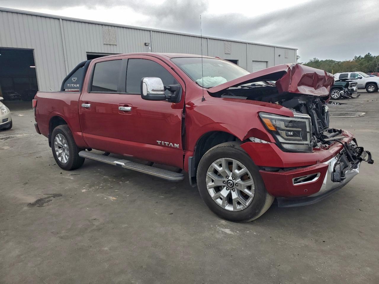 2021 Nissan TITAN VIN 1N6AA1ED6MN501256 photo 4
