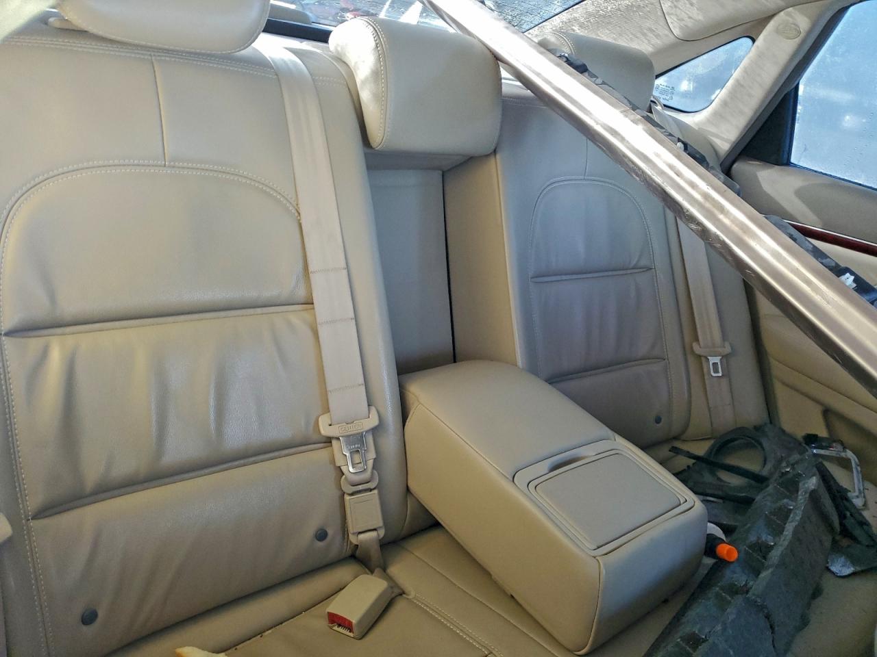 2008 Hyun Azera VIN KMHFC46F48A289647 photo 10