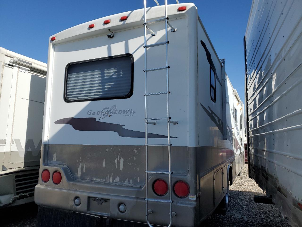 2006 Forest F550 VIN 1F6NF53Y560A15303 photo 4