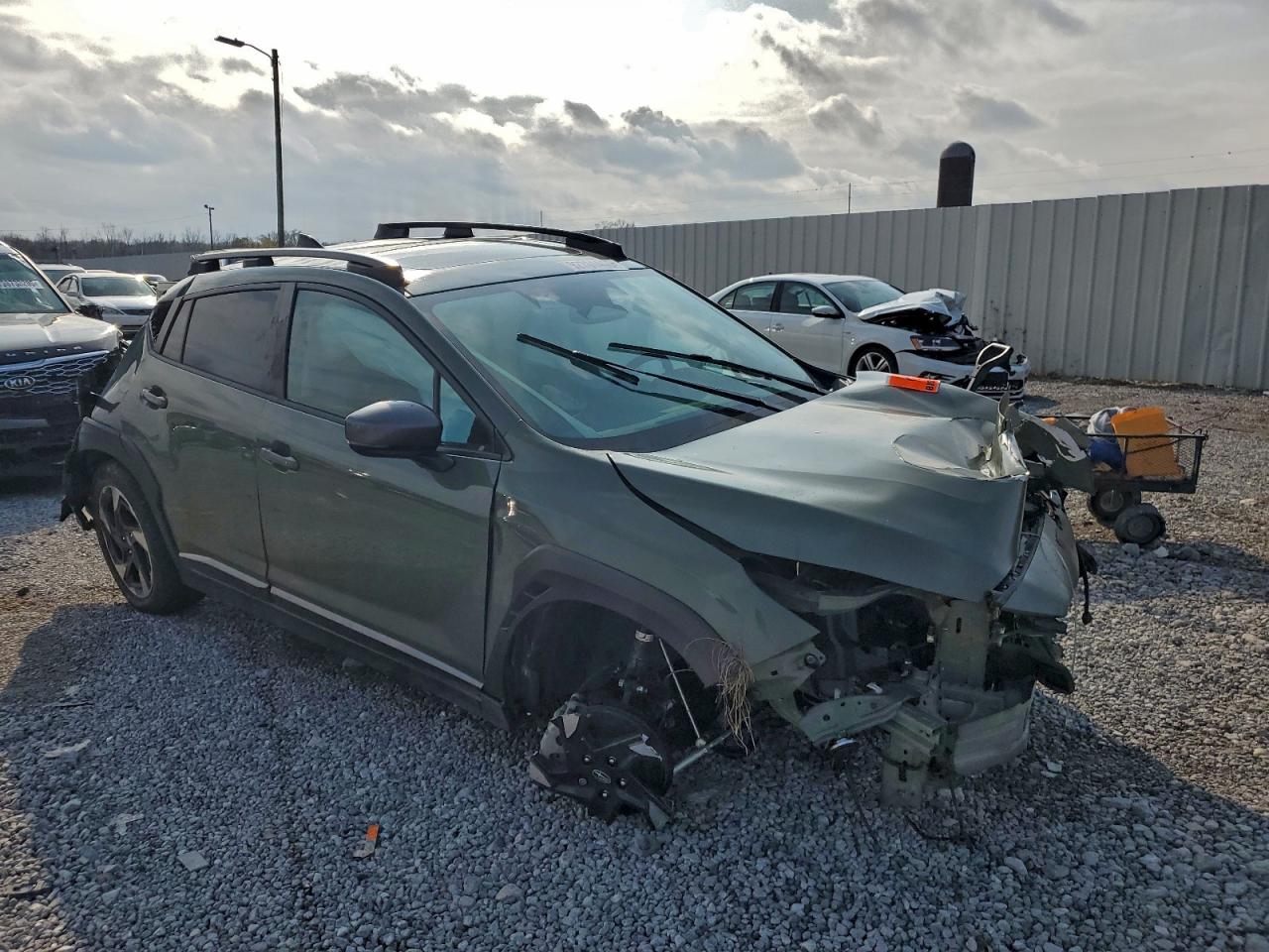 2024 Subaru Crosstrek VIN 4S4GUHM69R3746566 photo 4