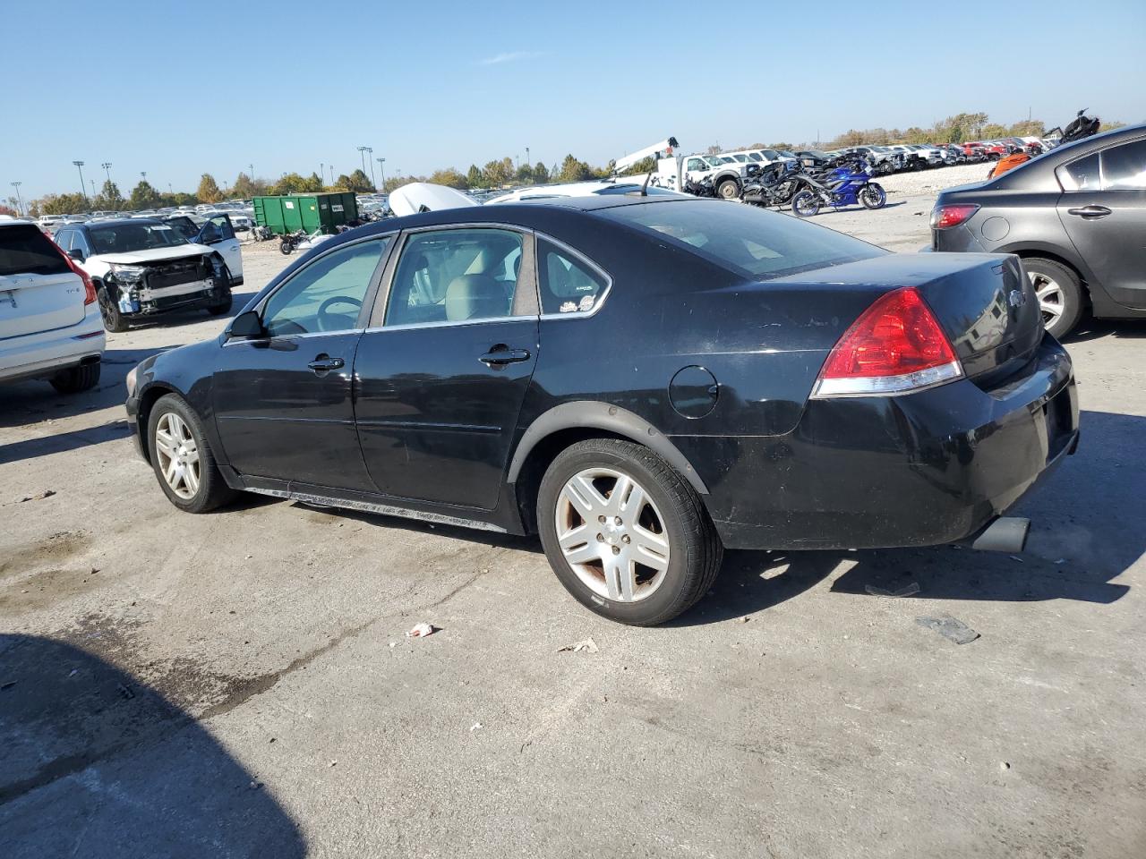 2015 CHEV Impala VIN 2G1WB5E31F1109304 photo 2