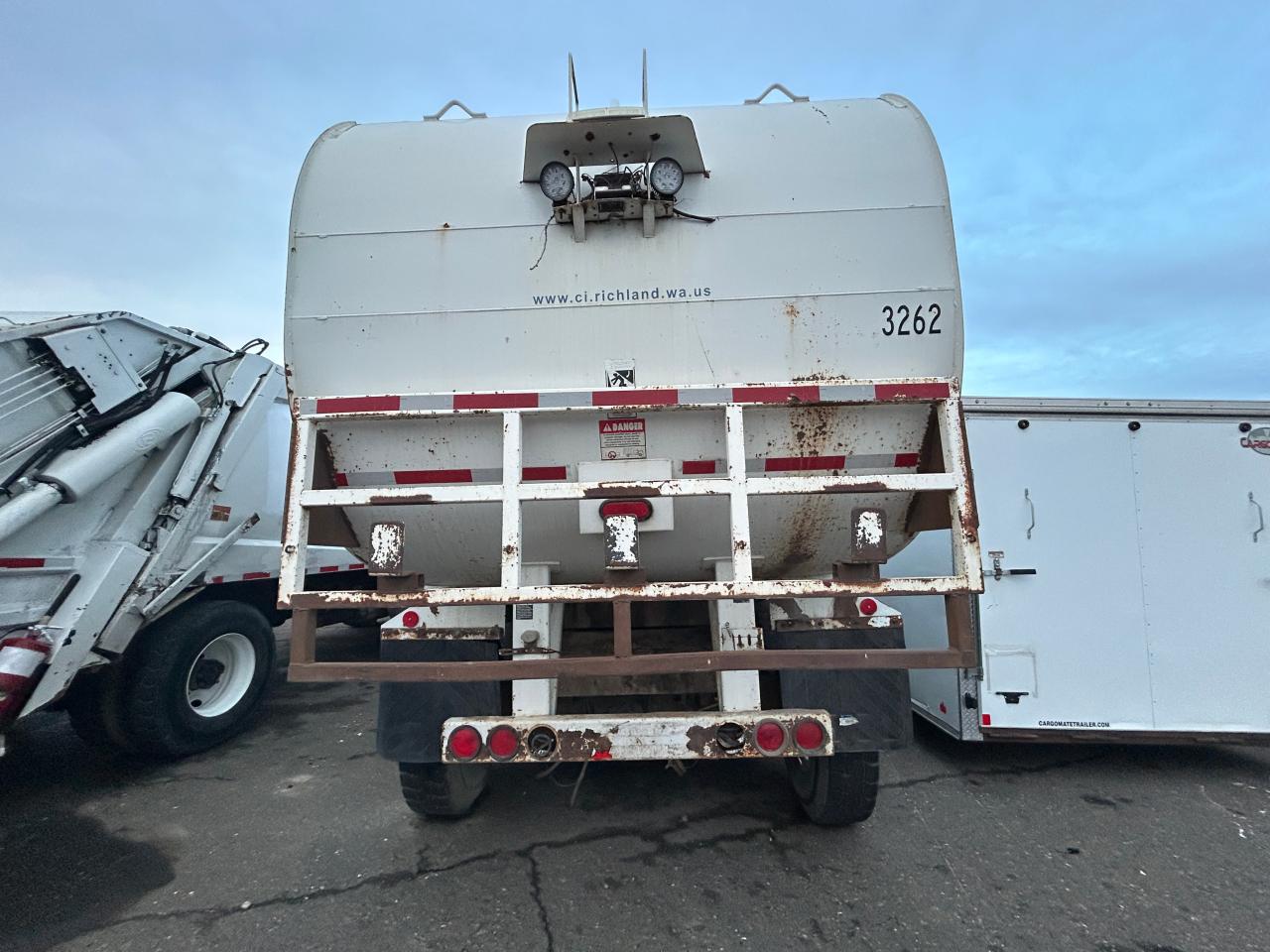 2003 PETERBILT 320 VIN 1NPZLT0X63D713956 photo 6