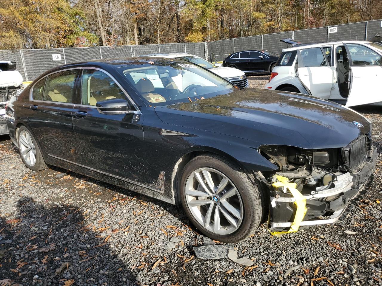 2016 BMW 7 series VIN WBA7F2C56GG420831 photo 4