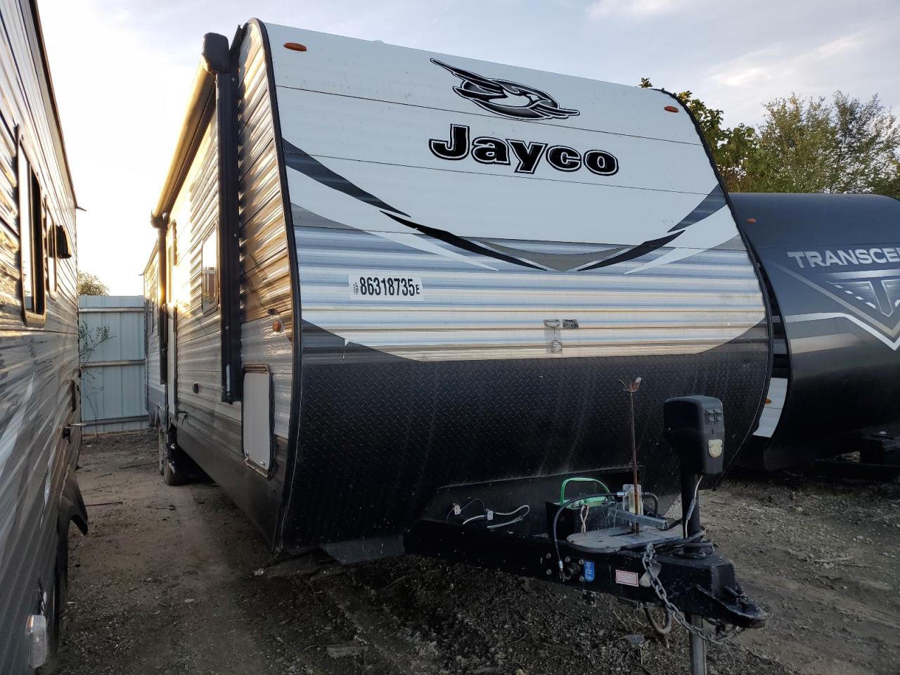 2018 JAYCO Jayco VIN 1UJBJ0BT6J1T20061 photo 1