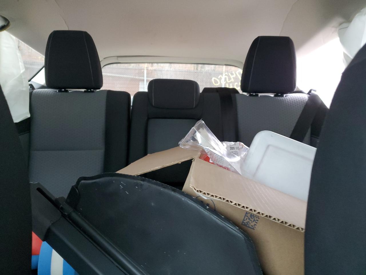 2017 Ford Escape VIN 1FMCU0GD3HUB74512 photo 10