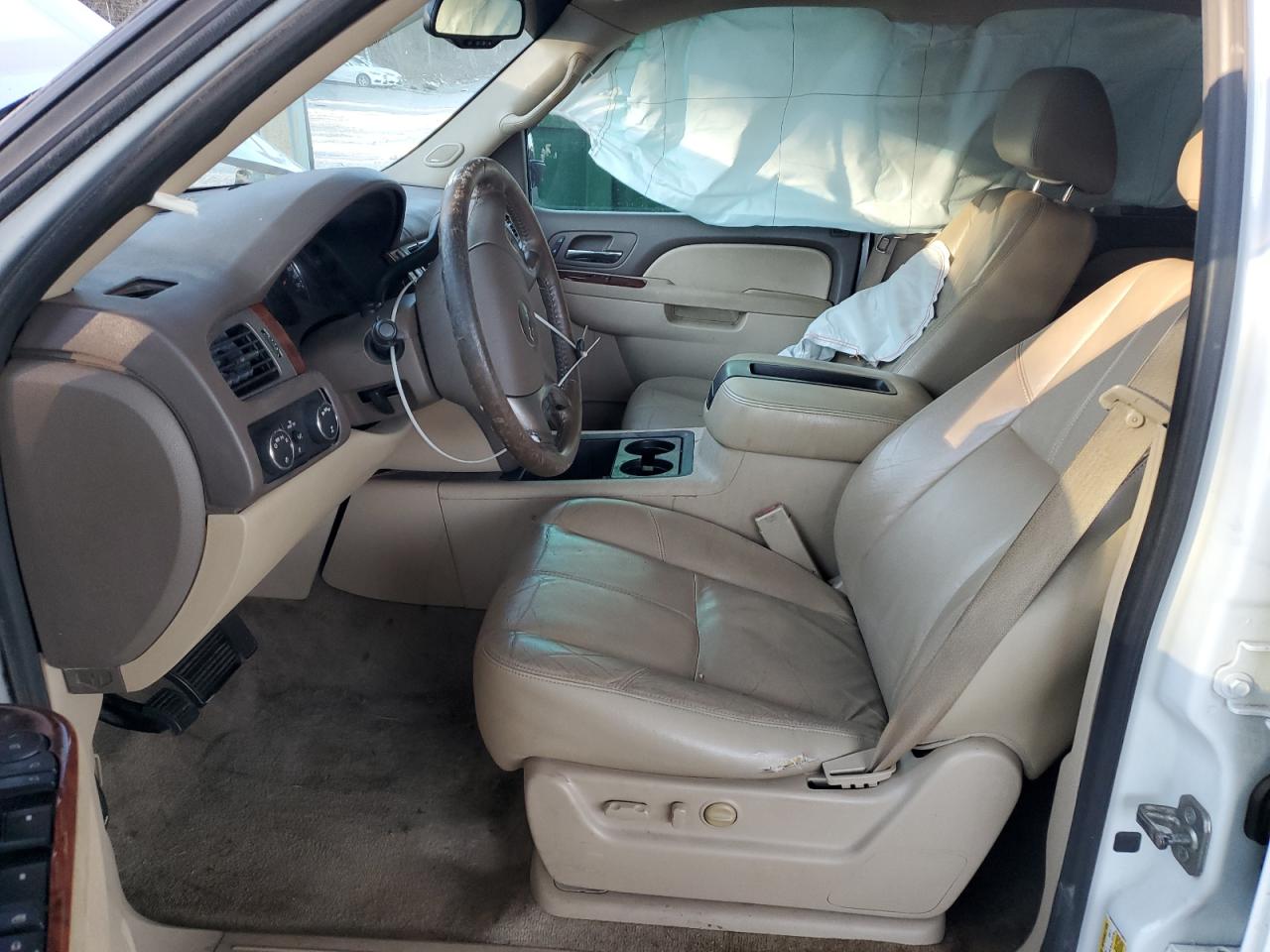 2012 Chevrolet Tahoe VIN 1GNSKBE02CR179673 photo 7