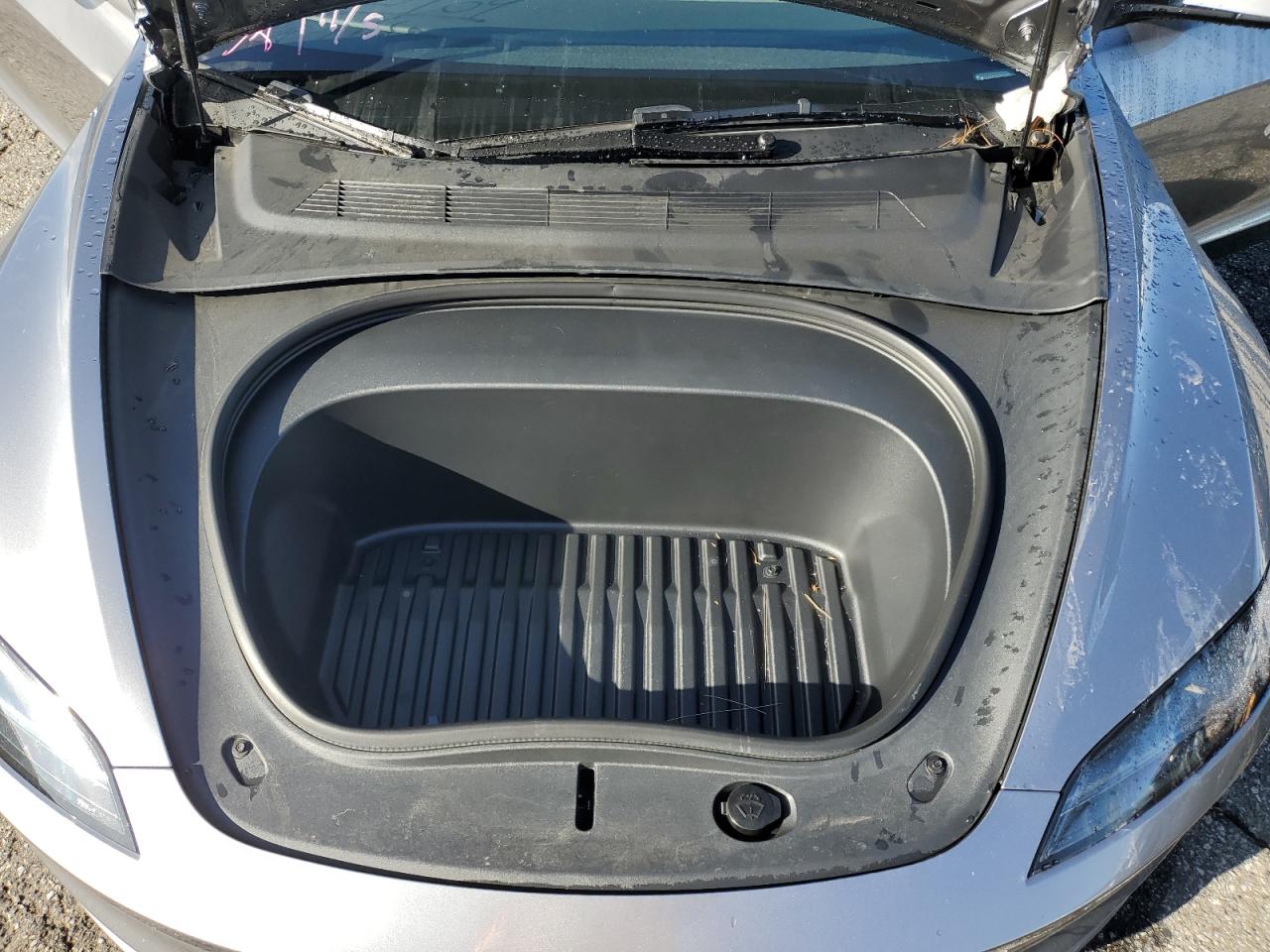 2025 Tesla Model 3 VIN 5YJ3E1EAXSF002493 photo 11