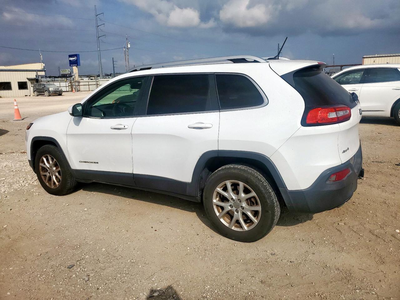 2014 Jeep Grand cher VIN 1C4PJMCS5EW247891 photo 2