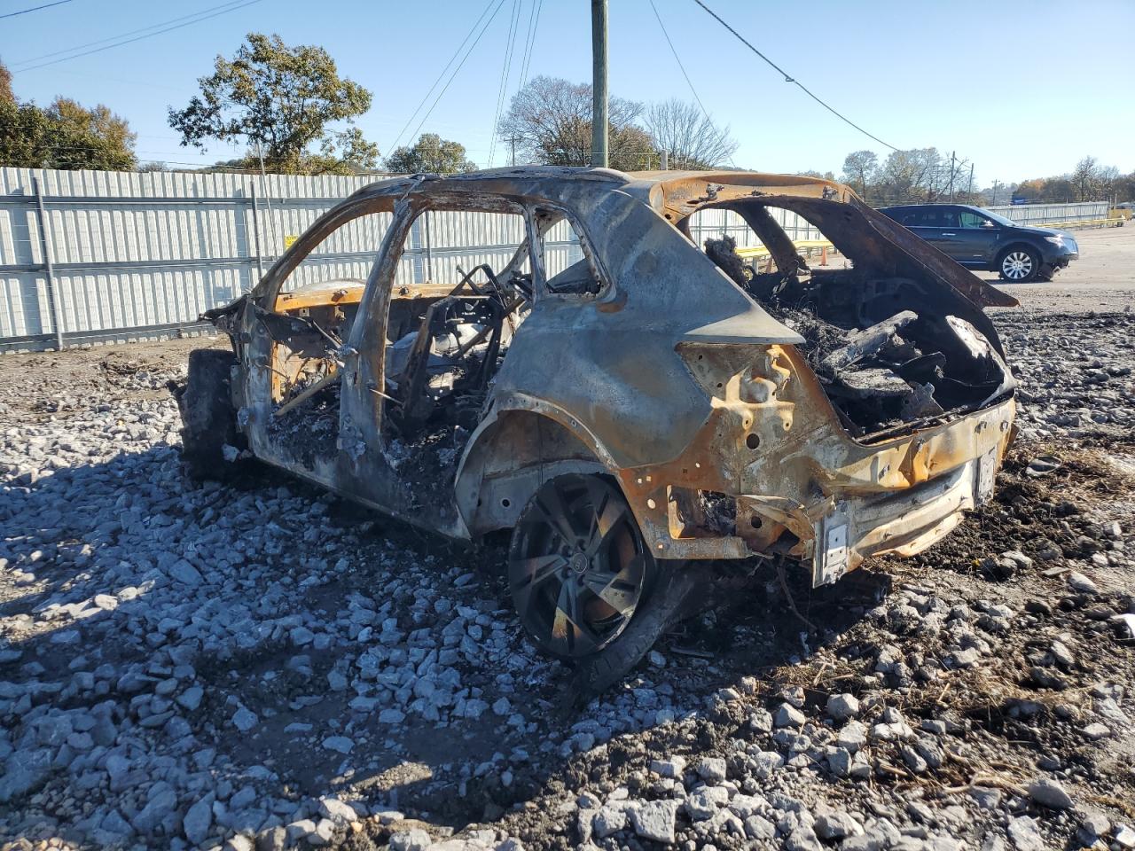 2022 Audi E-tron VIN WA1AABGE0NB006885 photo 2