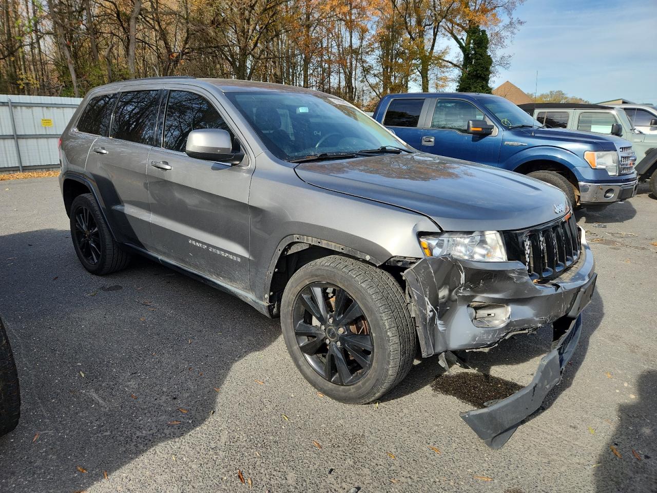 2013 Jeep Grand cher VIN 1C4RJFAT1DC614978 photo 4