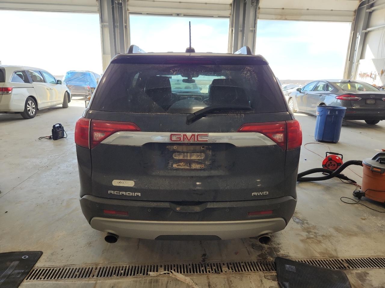 2018 GMC Acadia VIN 1GKKNULS6JZ123723 photo 6