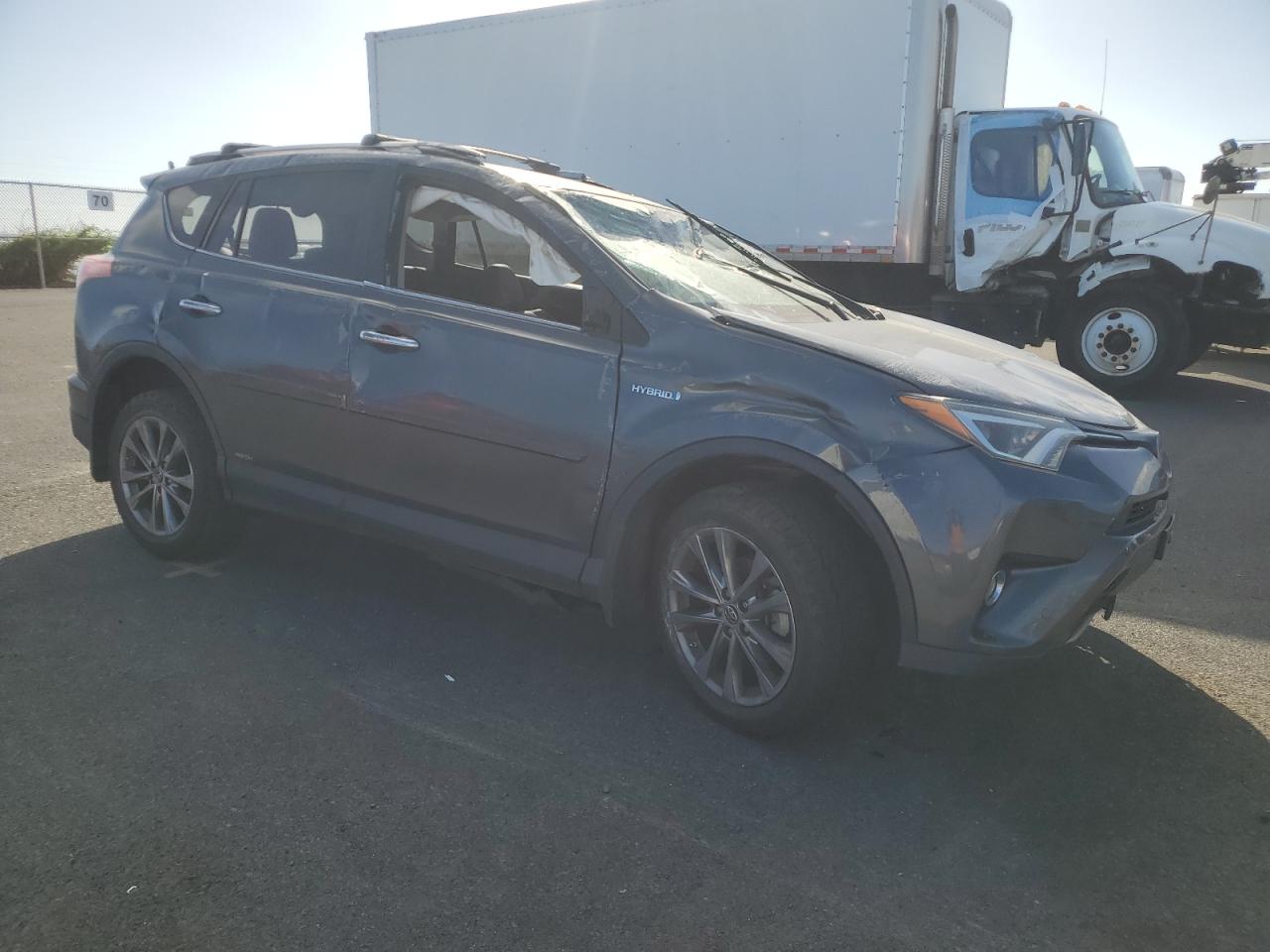 2017 Toyota Rav4 VIN JTMDJREVXHD147907 photo 4