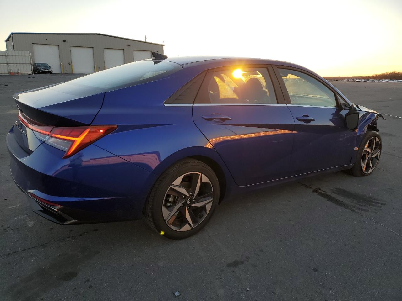 2022 HYUNDAI Elantra VIN KMHLN4AG6NU338807 photo 3
