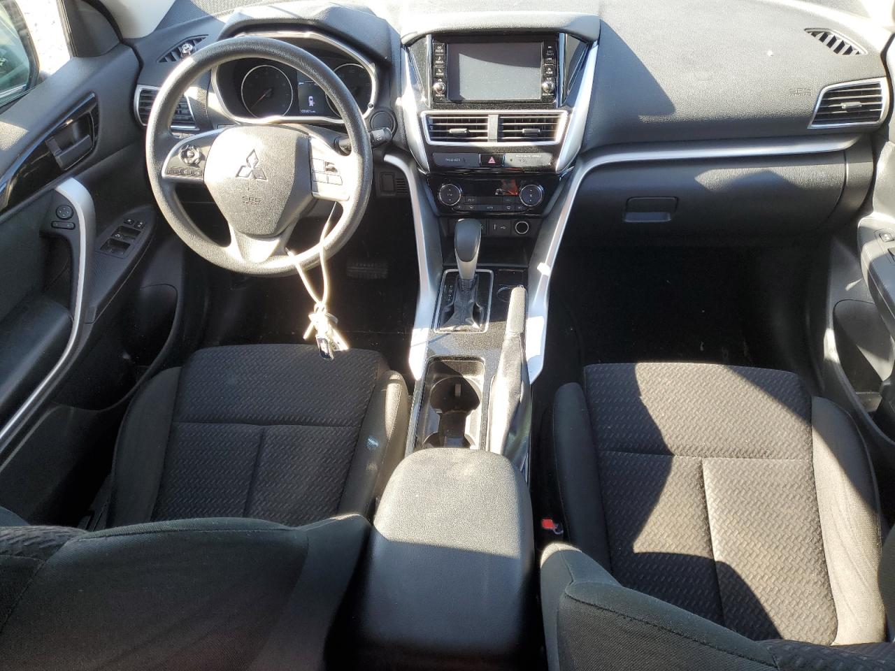 2020 Mitsubishi ECLIPSE VIN JA4AS3AA5LZ002845 photo 8