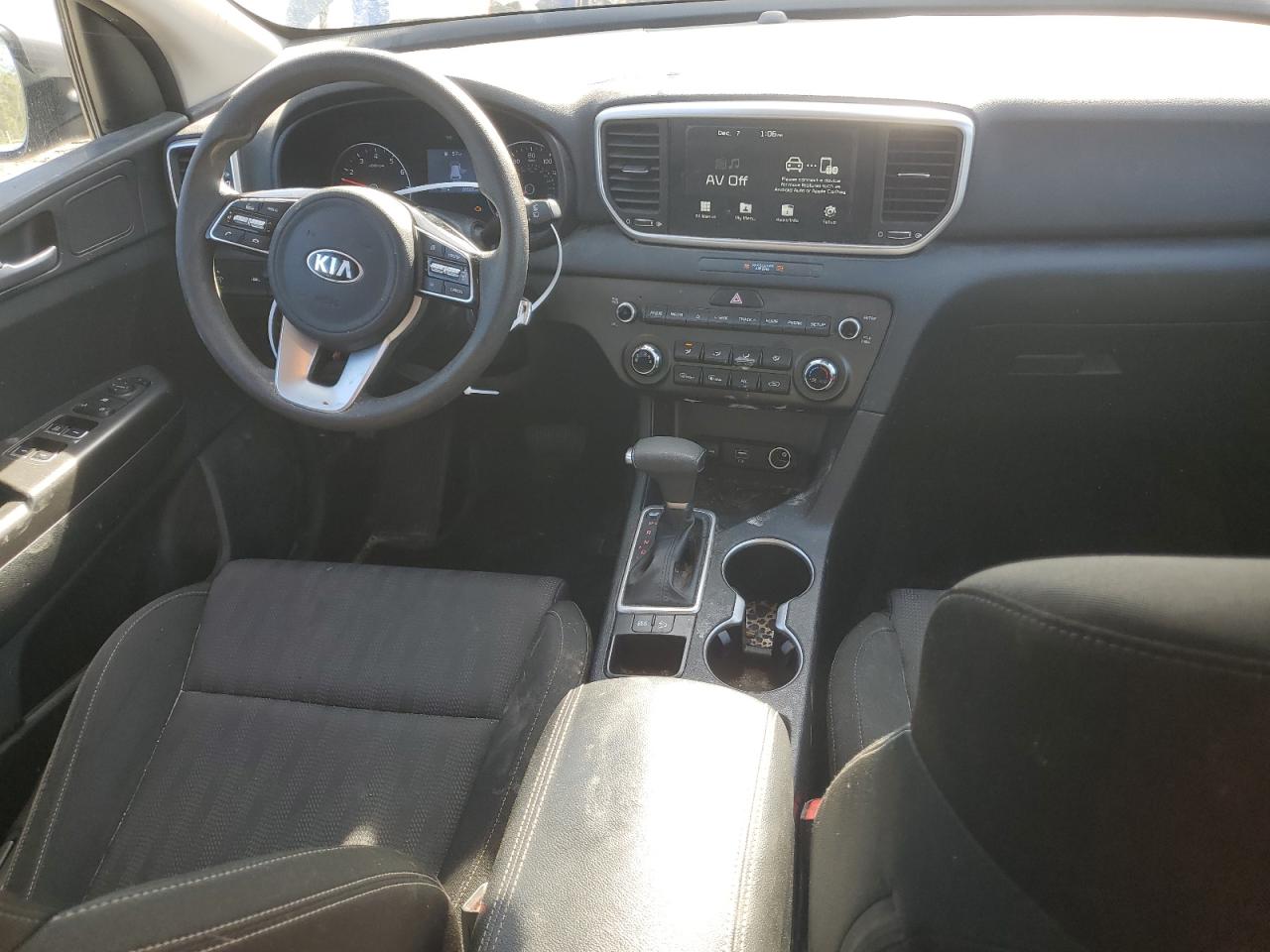2020 KIA Sportage VIN KNDPM3AC5L7779744 photo 8