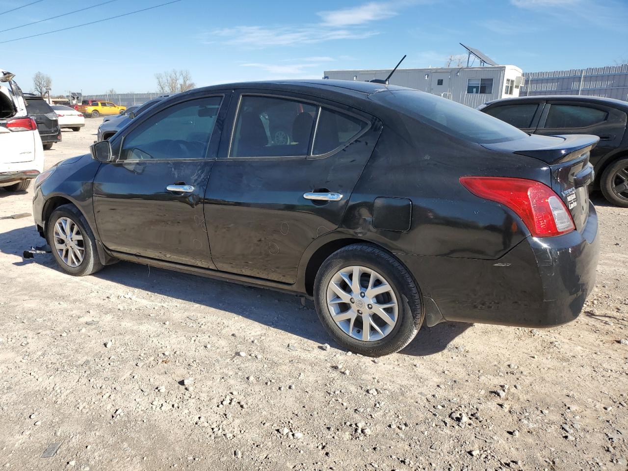 2017 NISSAN Versa VIN 3N1CN7AP5HL891732 photo 2