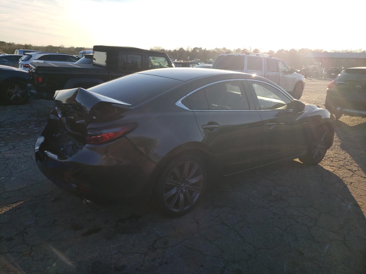 2018 MAZDA 6 VIN JM1GL1VM1J1312945 photo 3
