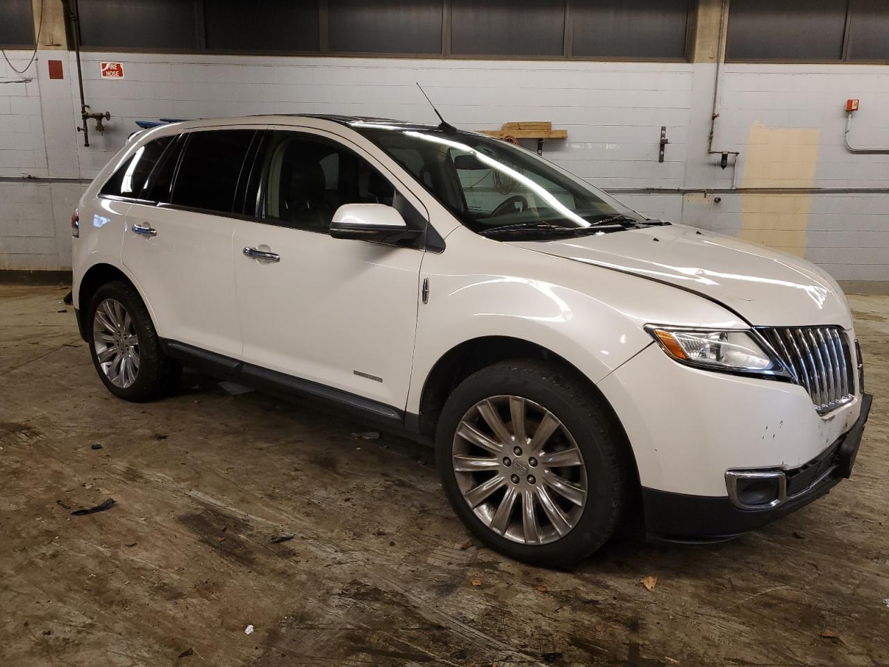 2013 Lincoln Mkx VIN 2LMDJ8JK6DBL03026 photo 4
