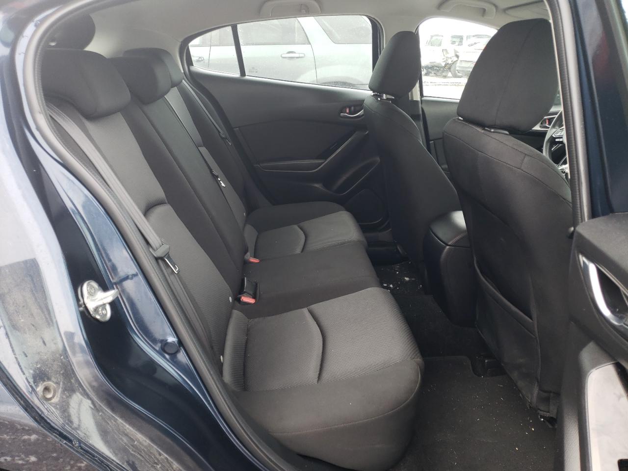 2017 Mazda 3 VIN 3MZBN1K70HM101975 photo 10