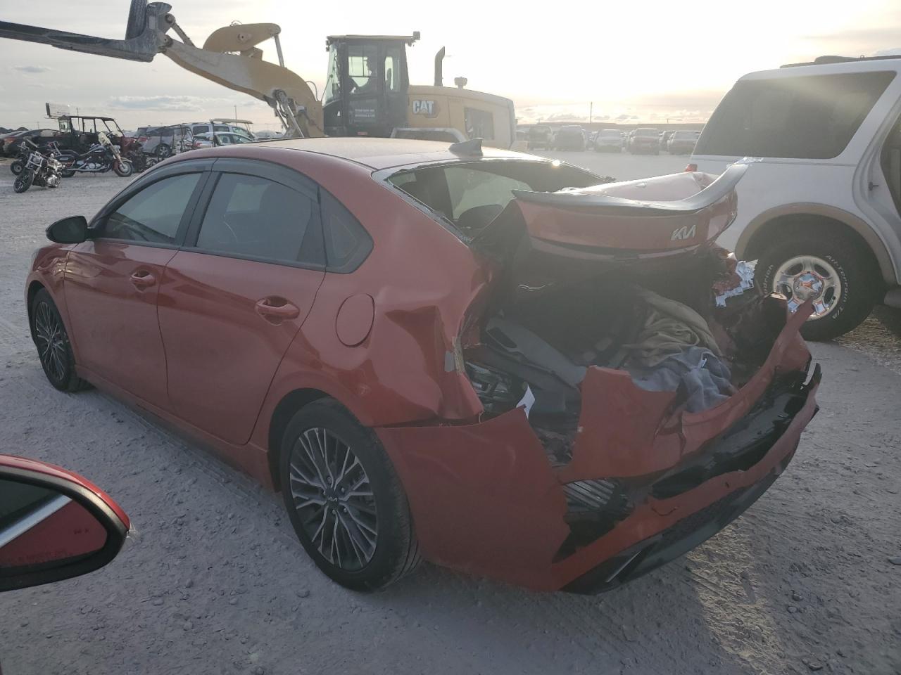 2023 KIA Forte VIN 3KPF54AD6PE623080 photo 2