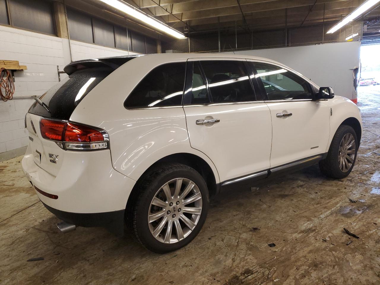 2013 Lincoln Mkx VIN 2LMDJ8JK6DBL03026 photo 3