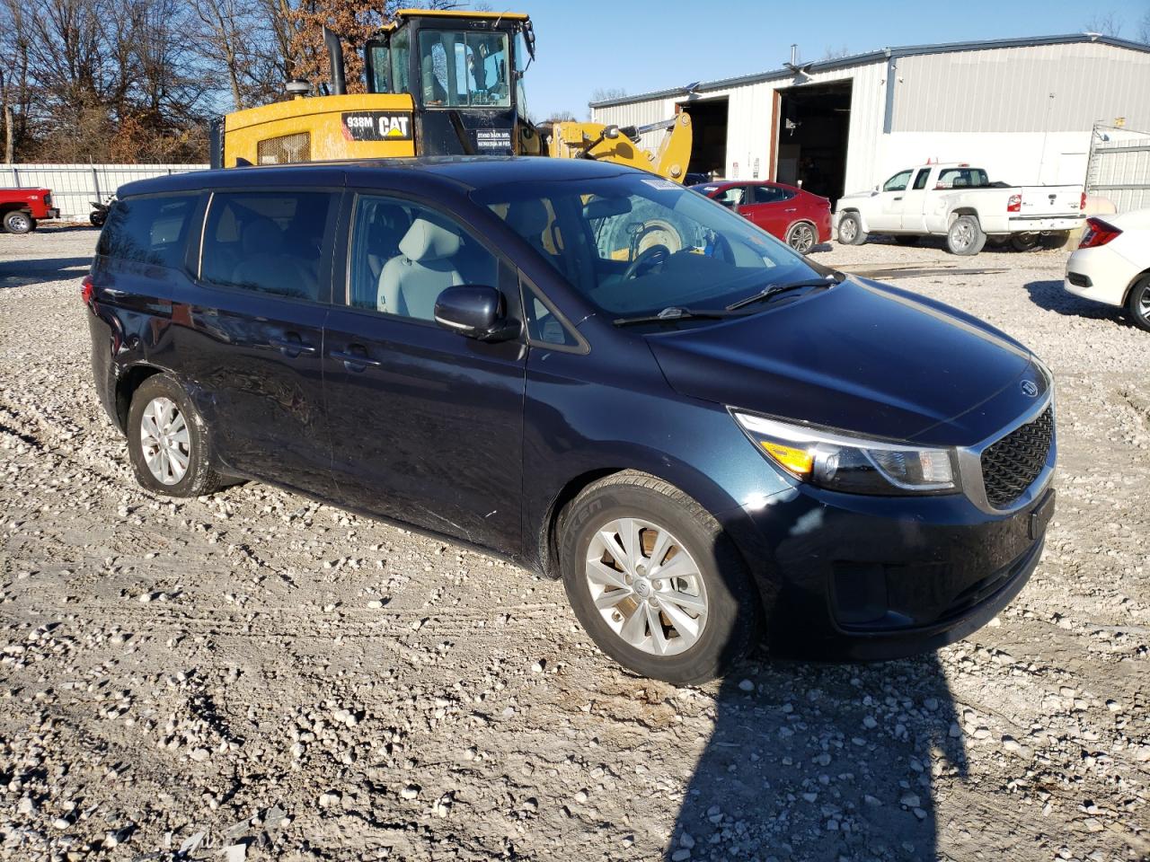 2017 KIA Sedona lx VIN KNDMB5C15H6245320 photo 4