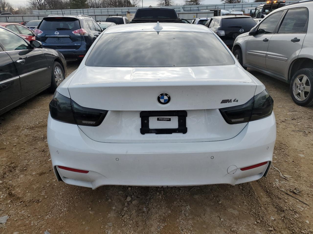 2015 BMW M4 VIN WBS3R9C56FK332514 photo 6