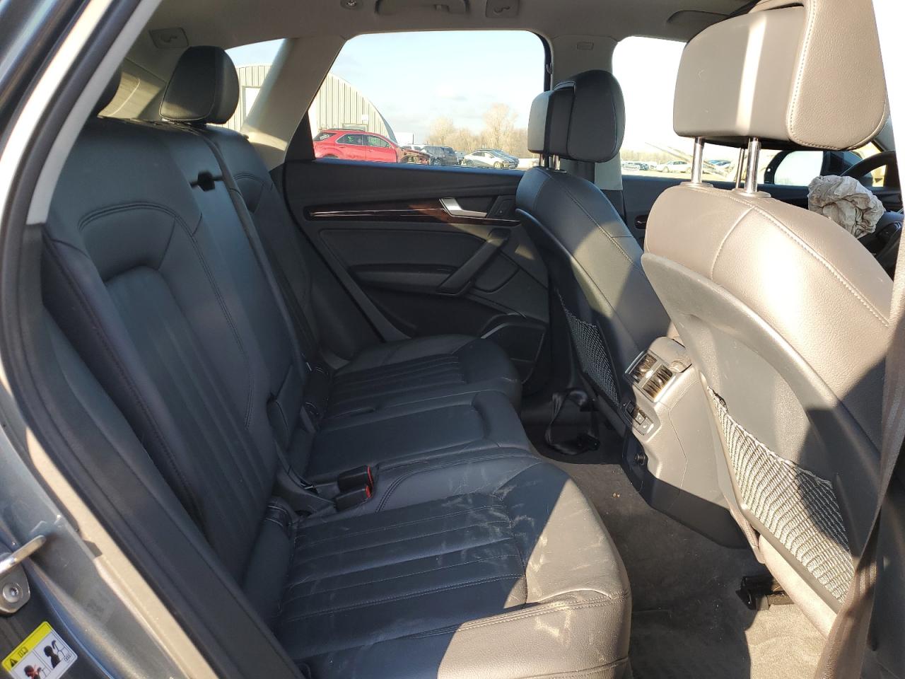 2018 Audi Q5 VIN WA1BNAFY6J2211717 photo 10