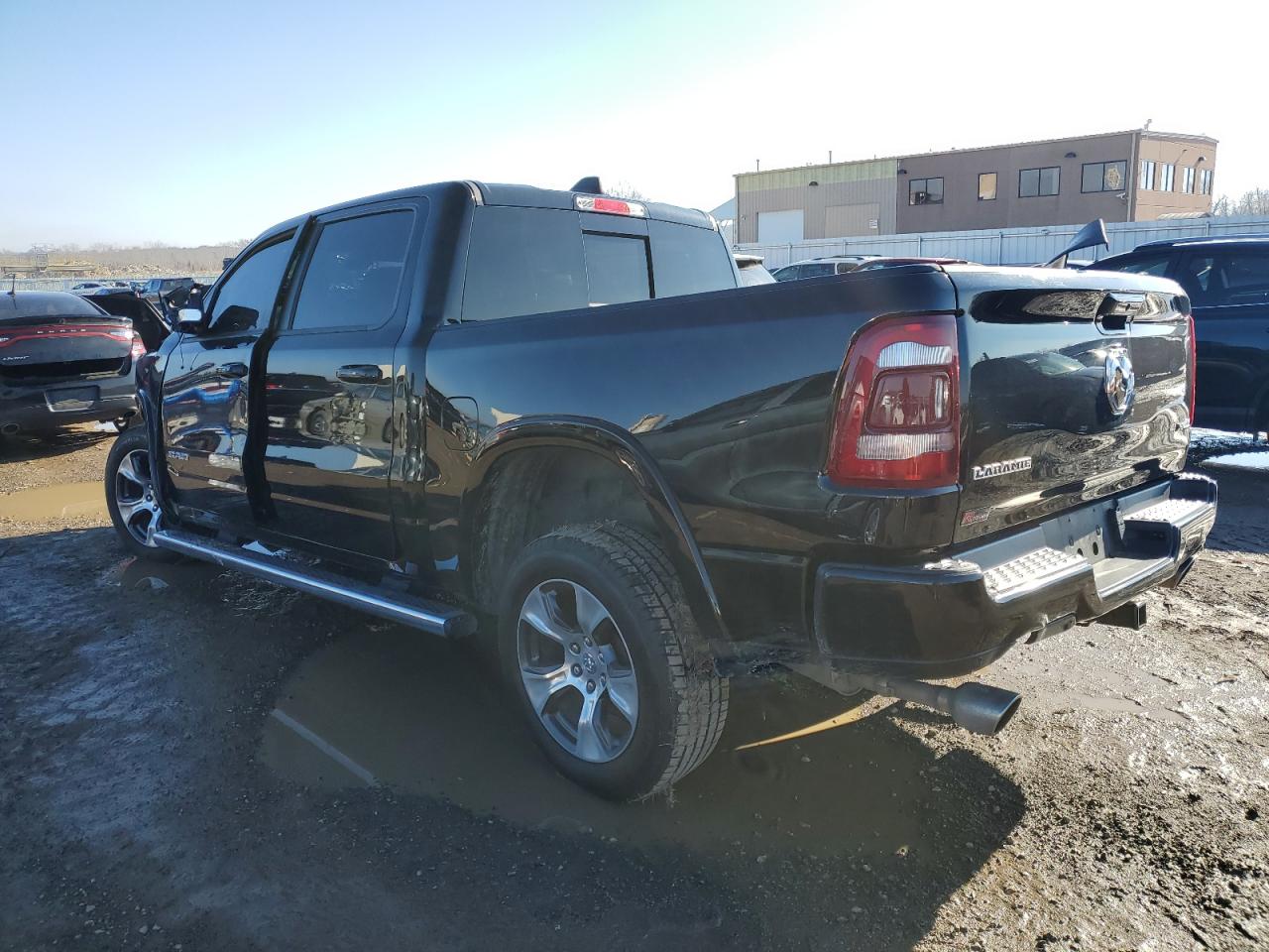 2019 RAM 1500 VIN 1C6SRFJT3KN580609 photo 2