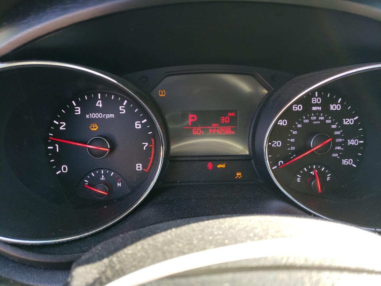2017 KIA Sedona lx VIN KNDMB5C15H6245320 photo 9