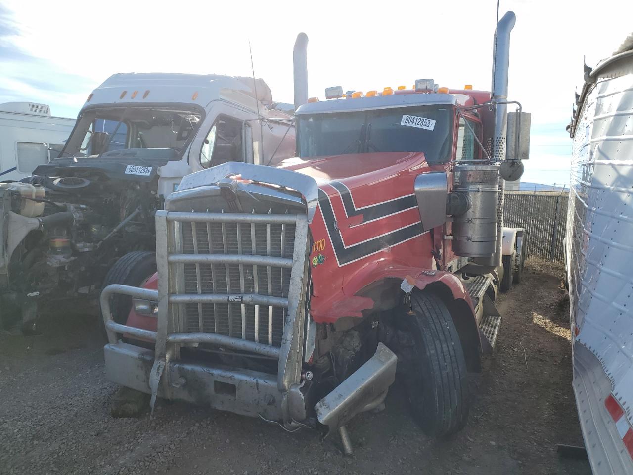 2021 KENWORTH All other VIN 1XKWP40X6MR461476 photo 2